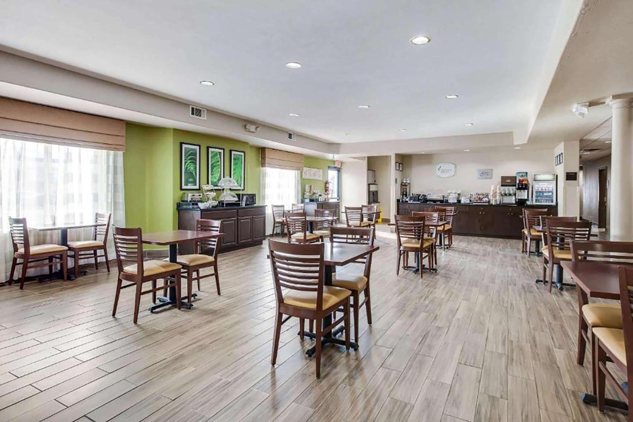 Baymont By Wyndham Milan Hotel Luaran gambar