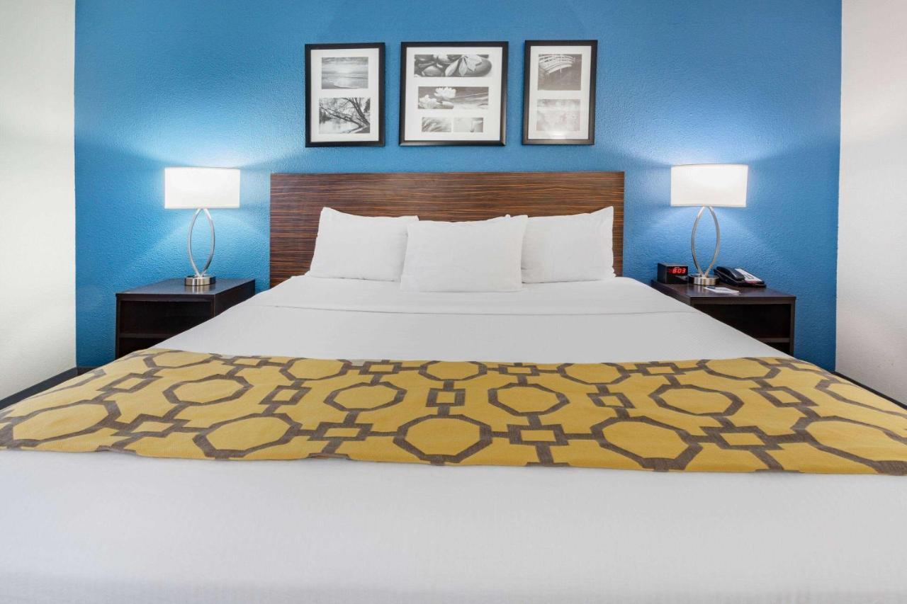 Baymont By Wyndham Milan Hotel Luaran gambar